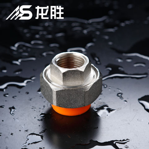 皮爾特水管多少錢一根？這2個價格差距也忒大了吧？